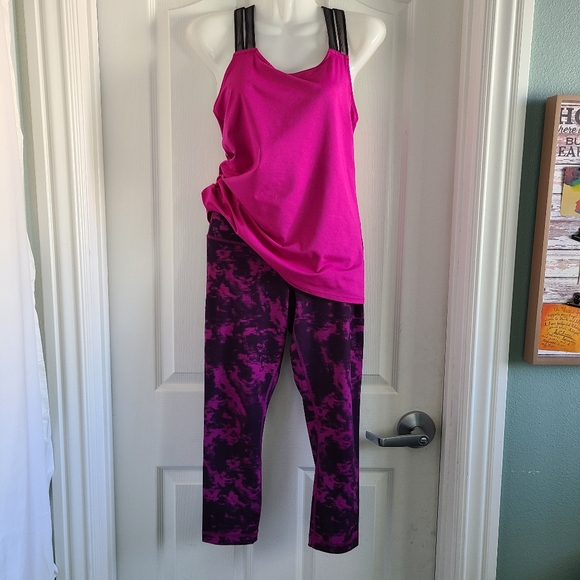 Lululemon magenta & black crop wunder under sz 6 - Picture 16 of 16